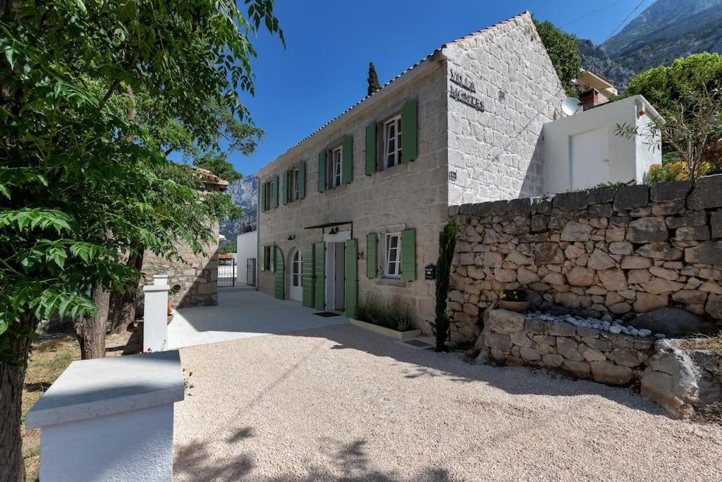 Montes - Exklusiv Vila *